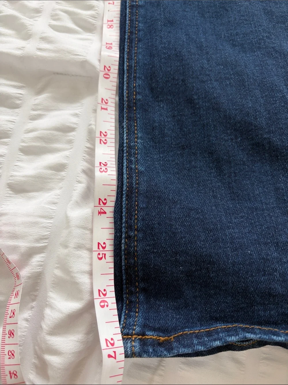 Quince Bella Stretch Wide-Leg Jeans in Mid Blue Wash. EUC
